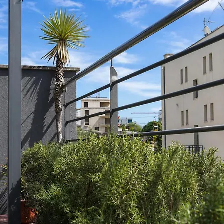 Astramaris Znjan - Deluxe With Hot Tub Appartement Split